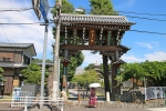 拝島大師本覚院 南大門の様子