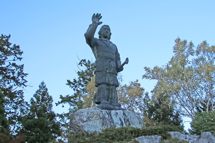 三峯神社 日本武尊銅像（大銅像）の様子